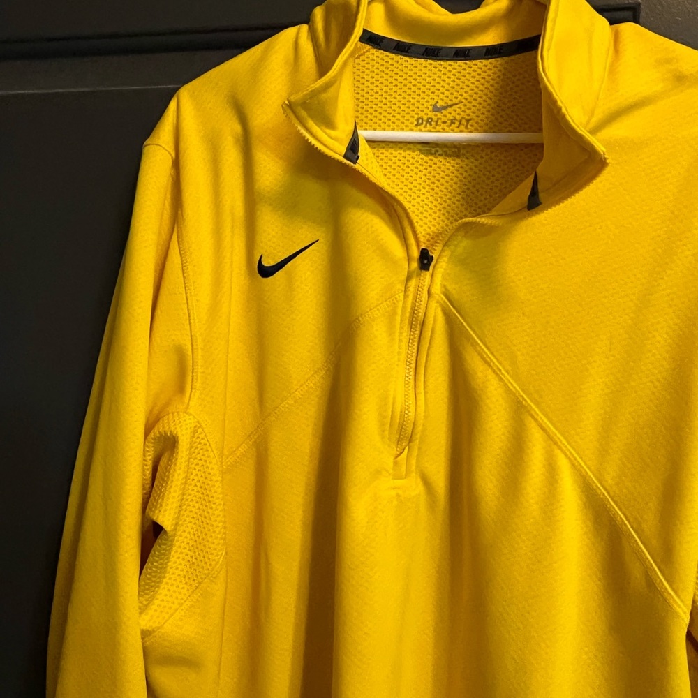 Nike Pullover